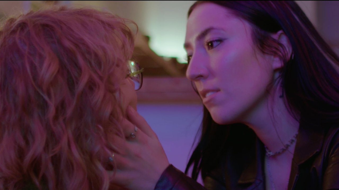 Bottled Up Movie Screenshot 3
