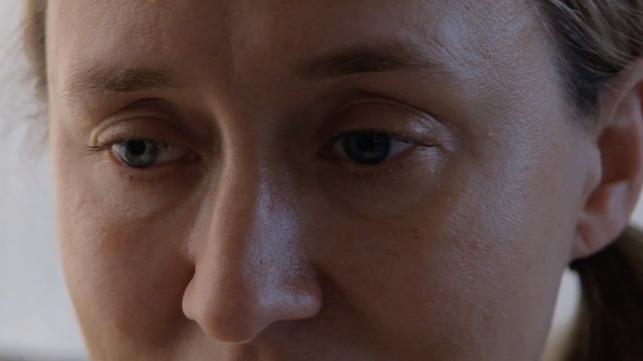 Happiness in Mourning Movie Screenshot 1