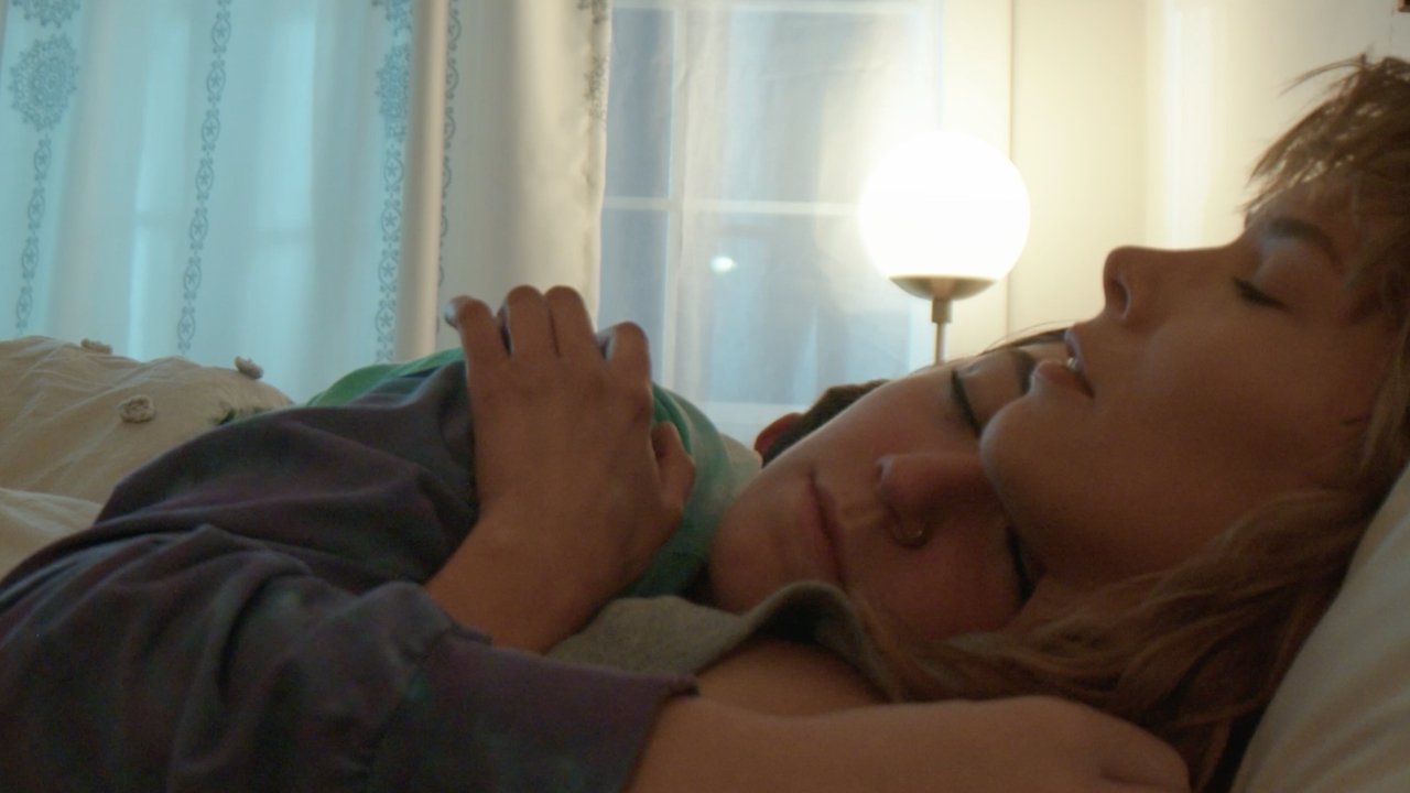 Bottled Up Movie Screenshot 2